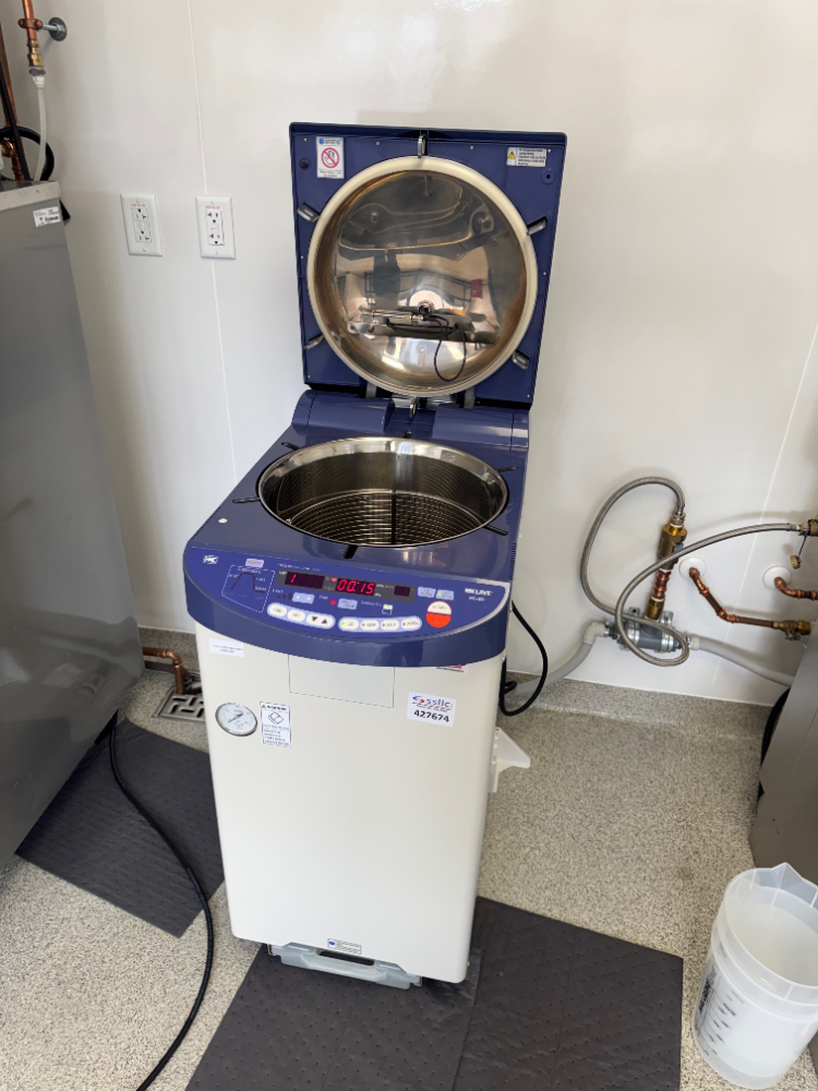 Image of Hirayama HG-80 Autoclave